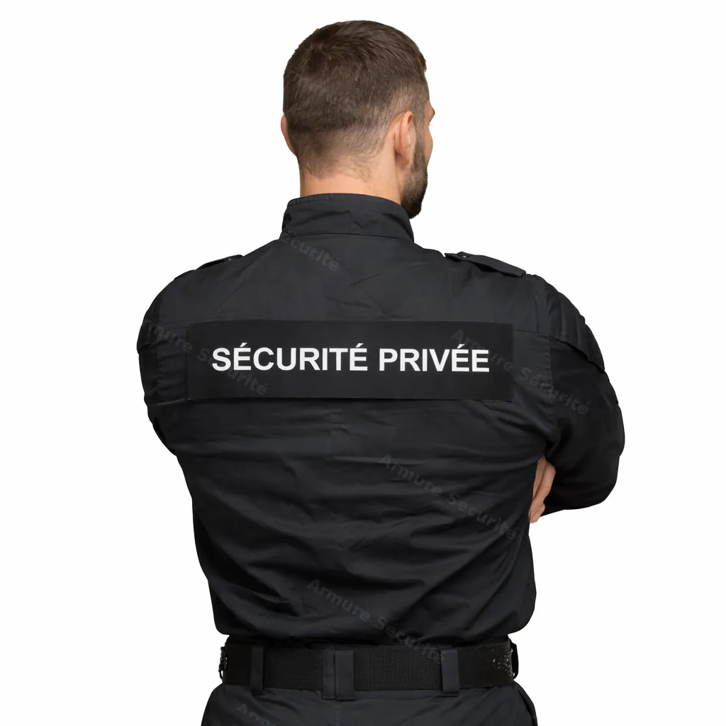 Tenue agent de sécurité privée conforme 2024 avec marquage dos "SÉCURITÉ PRIVÉE" selon arrêté du 18 juillet 2023